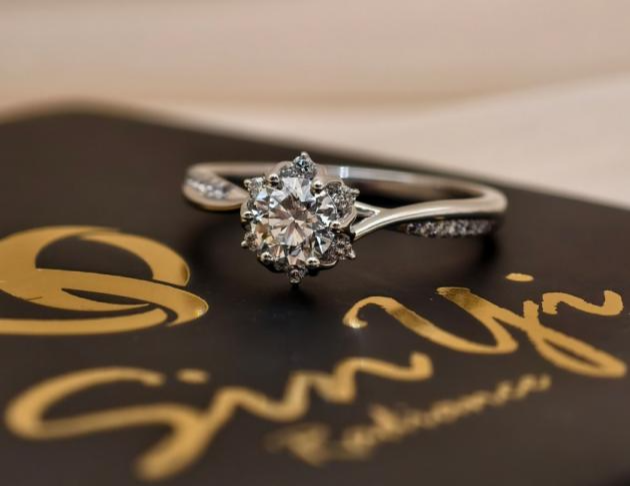 【沂光花冠】PT950培育鑽石 戒指